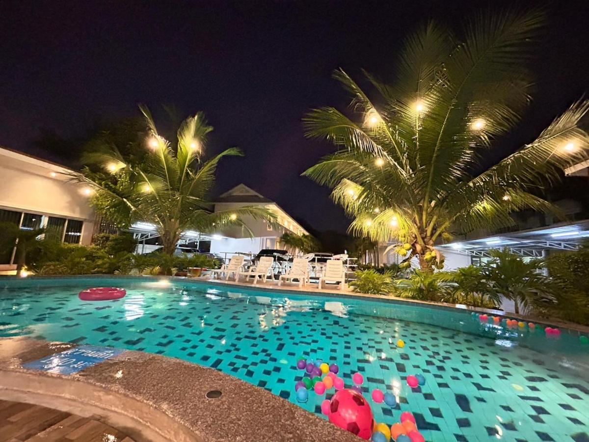 Hotel Baanloksouylokchay HHQ Zewnętrze zdjęcie